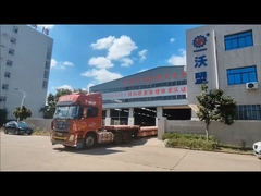 Une journée bien remplie, la machine à culottes menstruelles a été livrée avec succès.